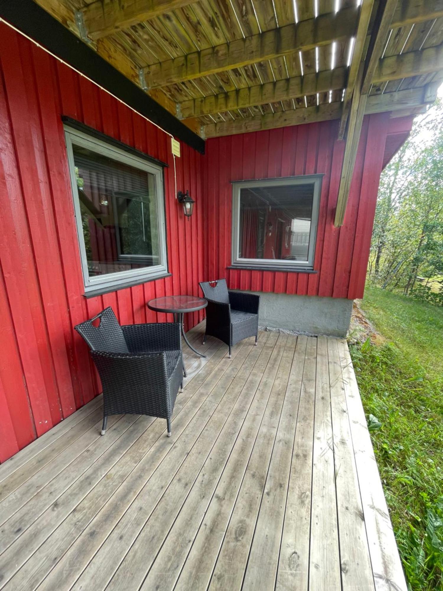 Sentral Og Romslig Leilighet Naert Senja Finnsnes Exterior foto